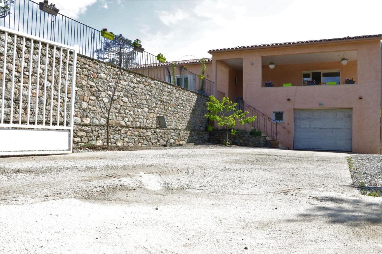 Castirla Chambre D'Hotes Mantei المظهر الخارجي الصورة