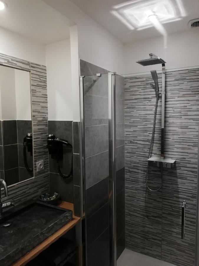 Castirla Chambre D'Hotes Mantei المظهر الخارجي الصورة